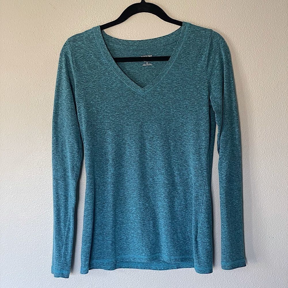 Mossimo, Long Sleeve Shirt. Size Small.